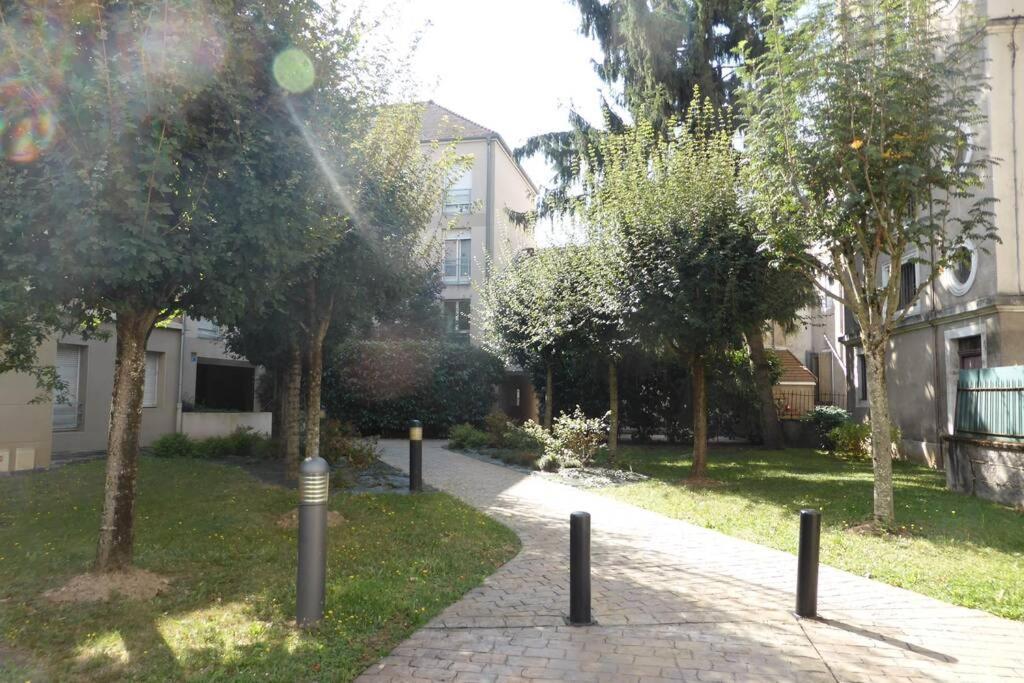 Le Cyrius Apartment Chalon-sur-Saône Exterior foto